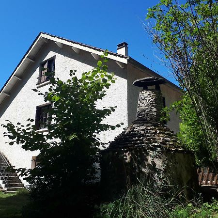 Location De Vacances A Gourdon En Bouriane Kültér fotó
