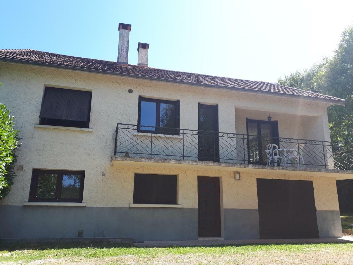 Location De Vacances A Gourdon En Bouriane Kültér fotó