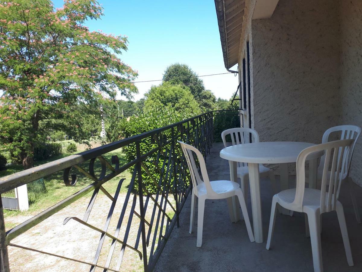 Location De Vacances A Gourdon En Bouriane Kültér fotó